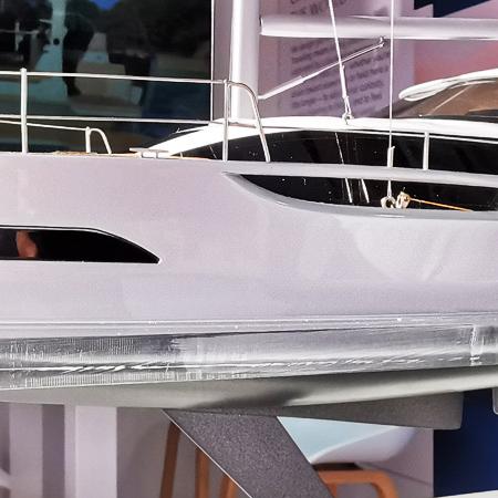 HEADER Allures 47 blue water